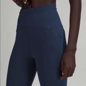 Navy Speed up leggings 3/4 length